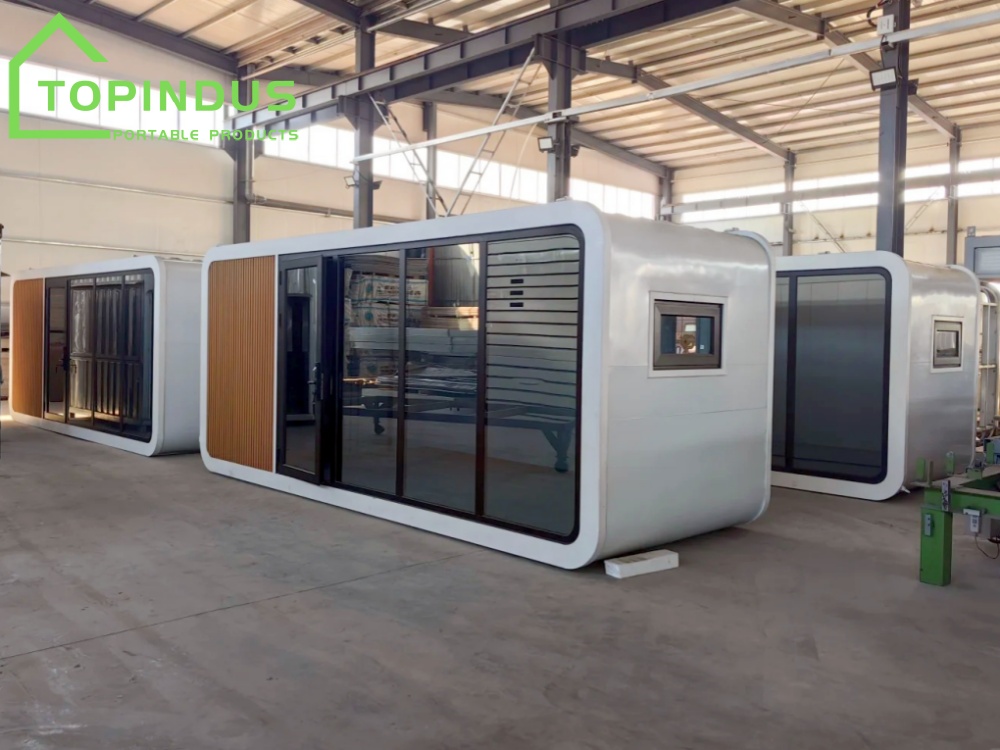 4 Customized Apple Cabins for Thailand
